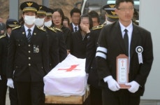 용유초교 동창생 7명 장례식