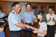 화성직업훈련교도소, 관내 학생들에게 장학금 전달