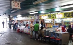 부평 동암역 지하통로