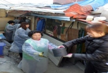 동두천시 소요동 새마을 협의회·부녀회, 사랑의 연탄나눔행사 실시