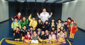 화성서부경찰서, 오산시립남부어린이집 원아 70명 대상 시뮬레이션 사격 체험