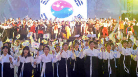그날처럼 활짝 핀 독립의 꽃