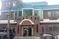 10억 들여 문 연 수원문학인의 집 사실상 개점휴업