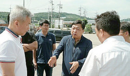오일용 새정치연합 지역위원장 화성시 사강2리 일대 현장점검