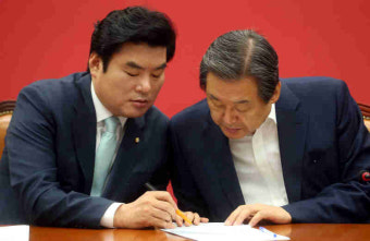 윤상현 '친박 대선후보론'에 새누리도 뒤숭숭