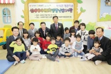 신세계백화점 인천점 ‘지역사랑’ 희망장난감 도서관 2호점 개관