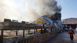 [단독]남양주 내곡리 미술센터 불… 건물붕괴 우려, 소방대원 긴급대피
