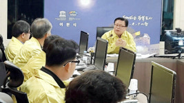 이동필 농림부 장관 이천 방문, “확산차단·방역에 최선” 당부