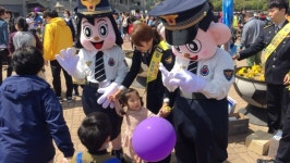 인천남부서 최대규모 맘스카페와 4대 사회악 근절 홍보 캠페인