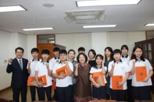 월드비전 경기동부지역본부, 초당中 영어동아리와 세계시민학교 시작