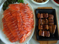 맛·영양 모두 잡은 송어회·장어구이로 원기 회복