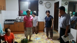 동두천시 중앙동 주민센터, 6개 경로당 방문 제철과일 전달