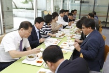 부천시, 김영란 시행 맞춰 시청 구내식당 회의실 마련