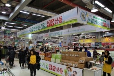 농민들이 만든 6차 산업 제품, 선택의 폭 넓어진다…몸집 커지는 농협수원유통센터 ‘안테나숍’