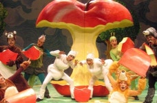 KBS수원아트홀, 다음달 7일부터 4월30일까지 어린이 뮤지컬 ‘사과가 쿵!’, 감동 연극 ‘오아시스 세탁소 습격사건’ 공연