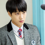 엑소(EXO) 카이, 드라마 ‘안단테’ 촬영 비하인드 컷 공개…열혈 ‘대본 집착남’ 등극
