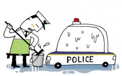 세차비 없어… 허리띠 졸라매고 ‘순찰’