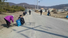 동두천시 상패동 곡촌경로당…환경정화활동 앞장