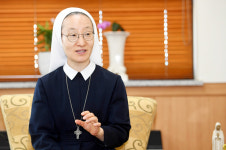 [경기인터뷰] 가톨릭대학교 성빈센트병원 병원장 김선영 데레시타 수녀