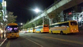 경기북부 청사ㆍ장곡로 교차로 일대 학원 통학버스 불법 주ㆍ정차 ‘몸살’