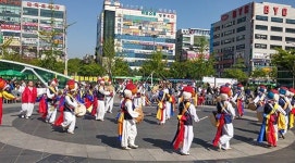 성남문화원, 향토민속놀이 ‘오리뜰 농악’ 공연…2일 야탑역 광장서