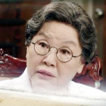 ‘그 여자의 바다’ 74부, 최성재 방에서 오승아 그림본 반효정 “좋아 지낸거야?”