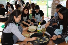 동두천 수호천사가족봉사단…삼계탕 이웃사랑 실천
