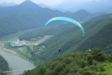 도담삼봉 비경에 취하고… 태고의 신비 고수동굴 속으로 ‘다양한 테마여행 충북 단양’