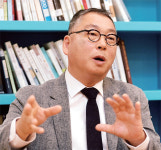 서정걸 한국도자재단 대표 “경기세계도자비엔날레, 역사성 유지하되 완전히 새롭게 탈바꿈”