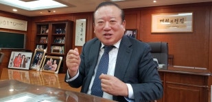 [기업인] 김정률 싸이칸홀딩스 대표