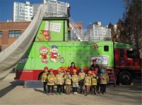 율현초 병설유치원, ‘엄마도 나도’ 안전실습체험으로 자기안전관리 실천역량 키워