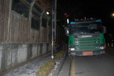 밤 되면 주차장 되는 도로… 포천시 덤프트럭 주차 ‘골머리’