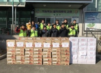 ‘어르신 건강하게 오래오래 사세요’, 양동청년회 떡국떡과 라면 전달
