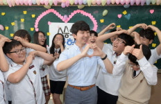 “선생님 감사합니다”