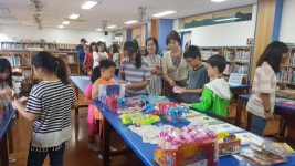 하성초등학교, 도서관 독서달란트 시장 개최
