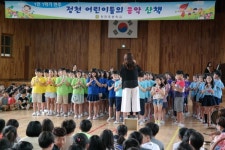수원 정천초교, 이색 여름 방학식…“1인 1악기 음악발표회로 하나됐어요”
