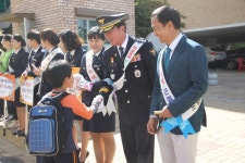 수원서부경찰서, 부모와 함께 하는 캠페인 통해 학교폭력 예방 총력