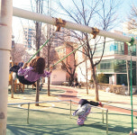 어린이놀이터 녹슬고 부서지고… 관리부실 어린이불안터