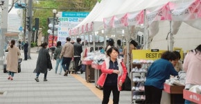 불법 인도 점령 논란 동수원 뉴코아아울렛 가보니…