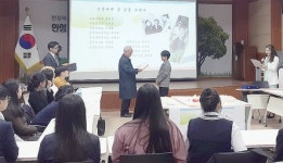 [교육통신] 안성교육지원청, 초·중·고·대학생 향토 인재에 정민재단 장학증서 수여