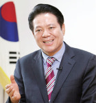[민선 7기 1주년 맞은 최대호 안양시장] 1년간 스마트행복도시 기틀 마련… 복지·산업·교통 균형 발전에 총력