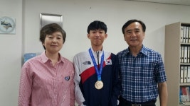 경희대, 하계U대회 태권도 2관왕 강완진 격려