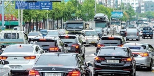 출근길 교통지옥… 인천시 강건너 불구경
