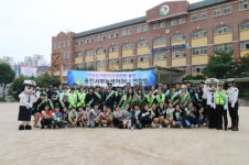 용인서부경찰서 죽전초에서 교통안전 캠페인 실시