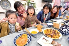 [수원 바자르 매산 현장을 가다] 우즈벡 음식 먹고, 문화도 배우고 일석이조