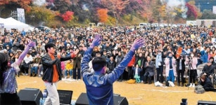 [화성시민 위한 음악산책 콘서트] 형형색색 물든 가을… 낭만 선율에 빠지다