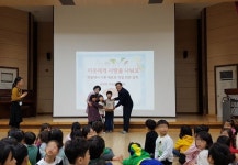 김포 한가람유치원생, 직접 담근 김장김치 구래동에 기탁