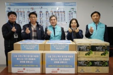 건보 인천경기본부, 인천공항 검역소 방문 빵·우유 간식 기증