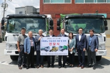 가평군, 축산 농가 가축분뇨 수거운반차량·장비 지원