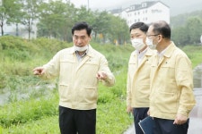 김상돈 의왕시장 4일 왕곡천 등 집중호우 하천시설물 점검